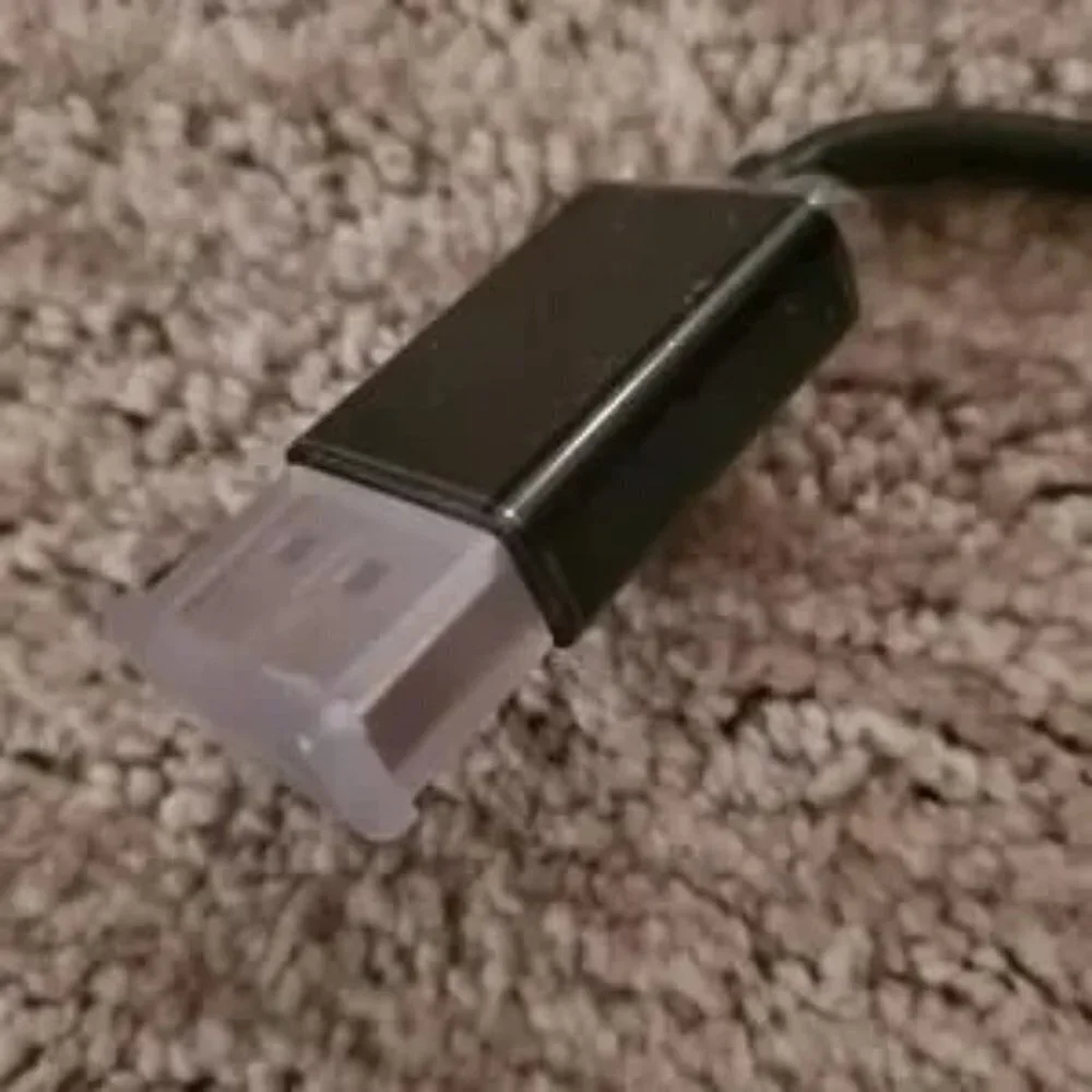 StarTech.com DP2VGA3 DisplayPort to VGA Adapter